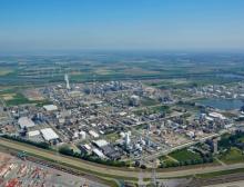 BASF Group's second most important production center is located in Antwerp. The Verbund site is about six square kilometers large and includes around 50 plants, bundled into 15 integrated production clusters