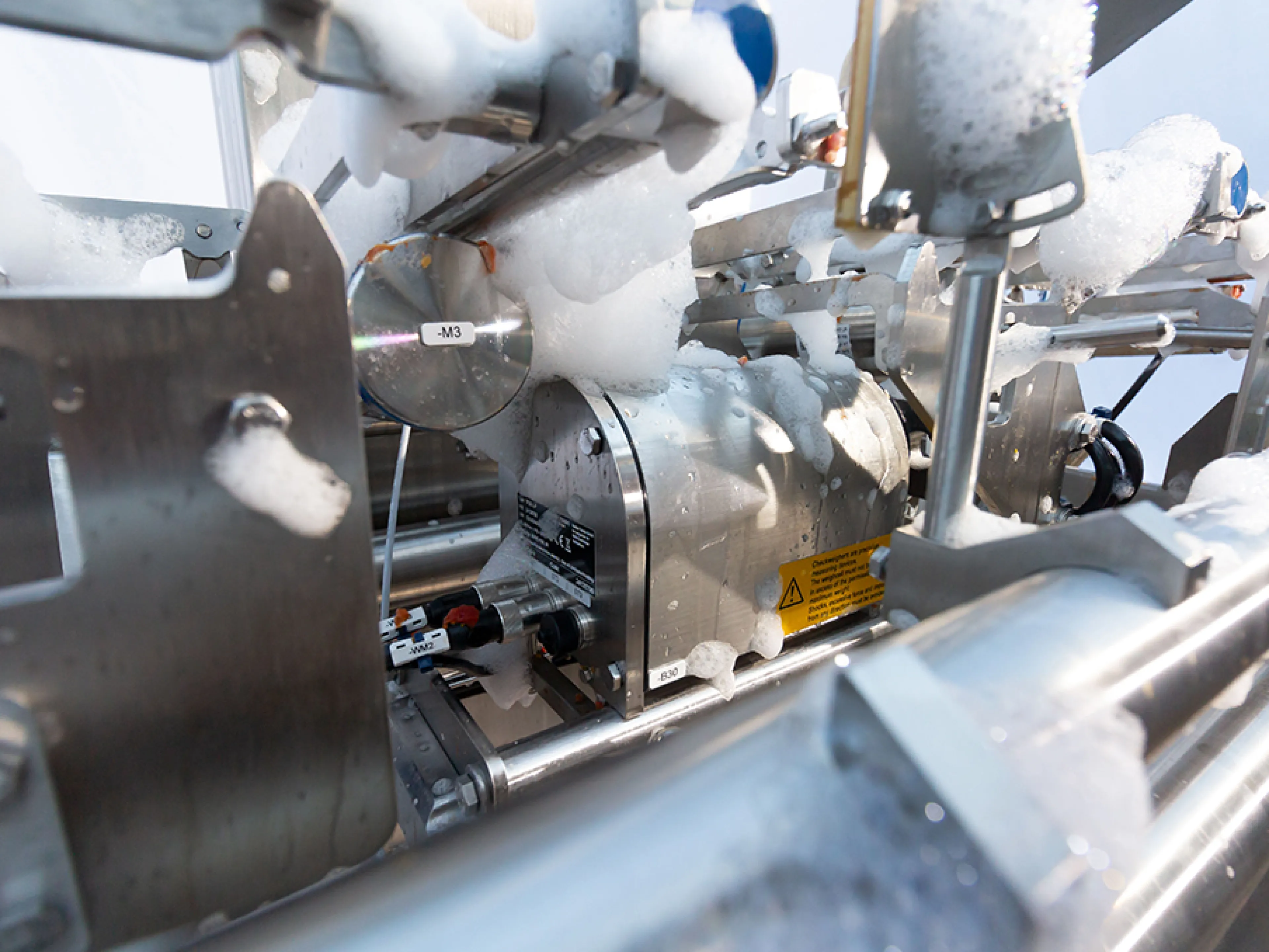 Hygienic design: Sophisticated product inspection systems not only support legal requirements, but can also pave the way for smarter, leaner, and more resilient production processes