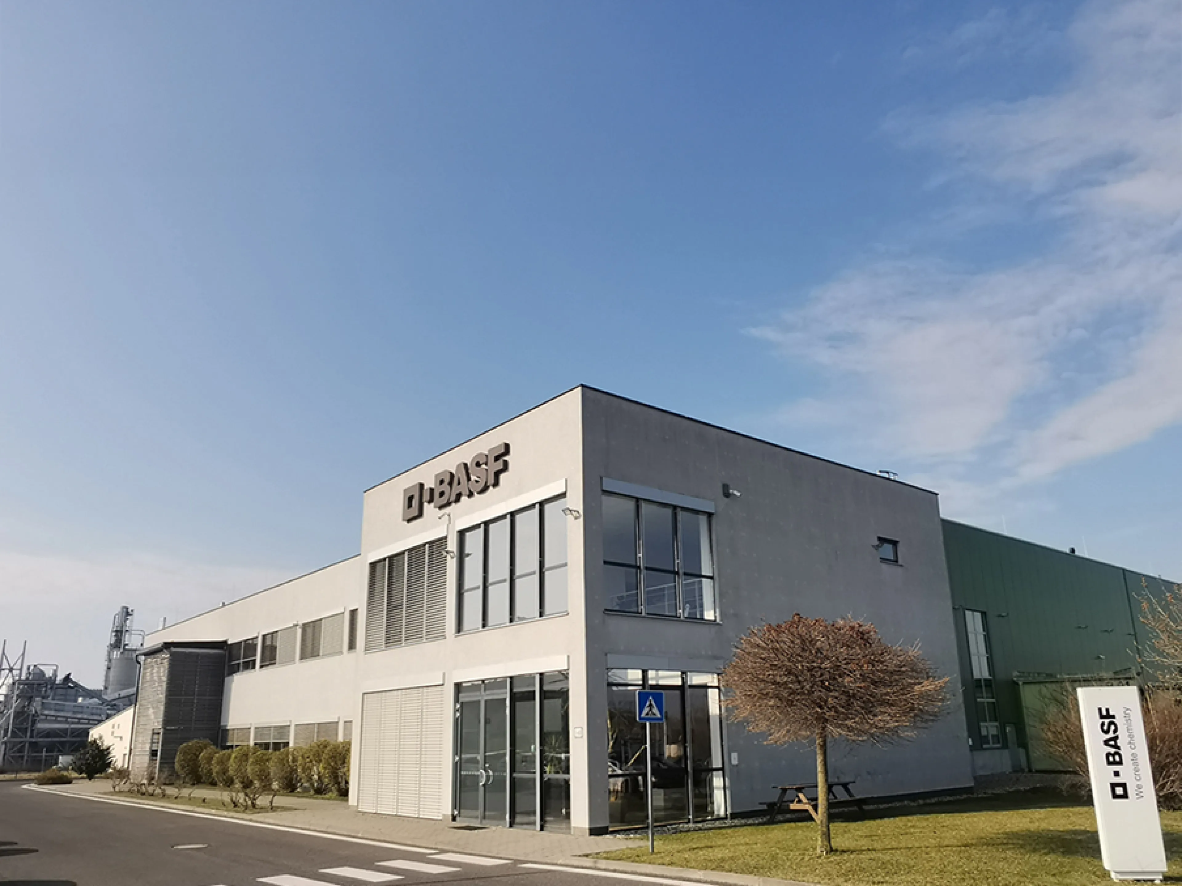 With the recent expansion of its polyurethane production site in Malacky, Slovakia, the BASF division can now offer its customers certified mass balance solutions from its ten plants