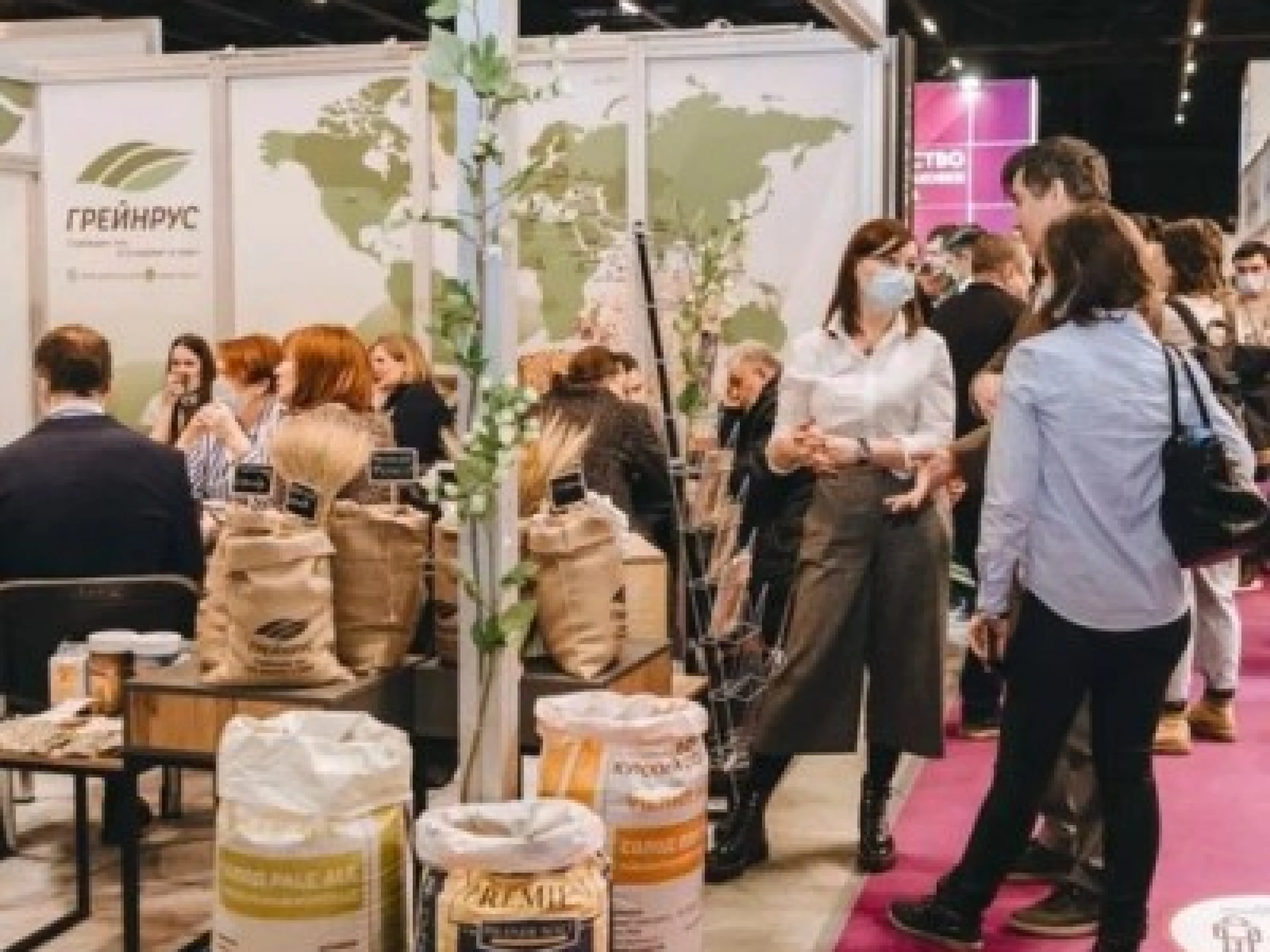 108 exhibitors and around 3,200 visitors