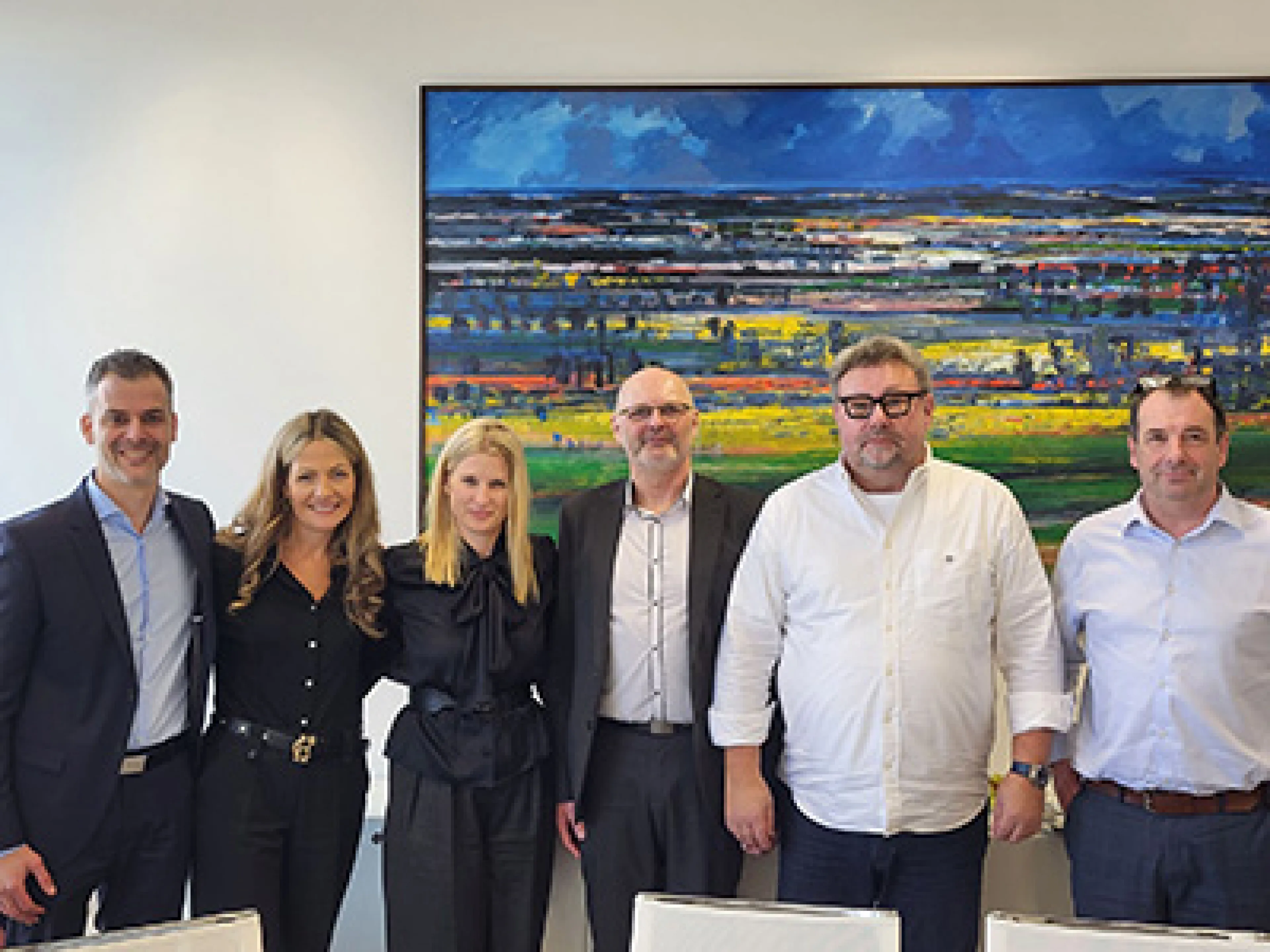 Coveris and S&K Label signing teams
