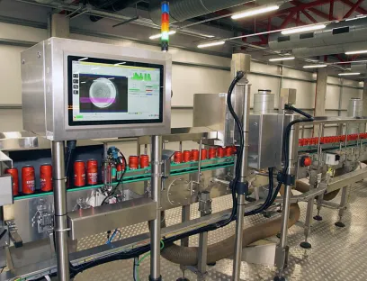 Can inspection: Each individual can is checked for damage, deformation, and foreign objects, as well as to ensure that the layout matches the contents and that the best-before date is complete and legible. Cans with defects are displayed and rejected, Photo: “BBull” Technology Can inspection: Each individual can is checked for damage, deformation, and foreign objects, as well as to ensure that the layout matches the contents and that the best-before date is complete and legible. Cans with defects are displayed and rejected