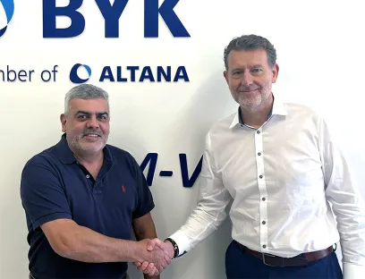 Carlos Roberto C. Duarte Coelho (left), new Managing Director of Byk do Brazil, and Dr. Stefan Mößmer (right), Managing Director Marketing & Commercial