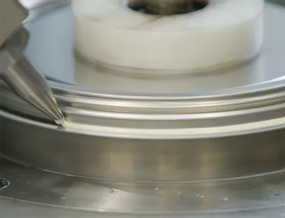Henkel sealing in the seam channels of double and triple seams