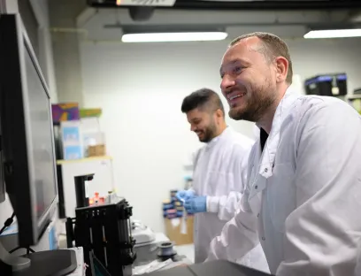 Space health research: Delta Biosciences has a strong focus on interdisciplinary collaboration and develops radioprotective chemistry with applications in both space exploration and Earth-based medicine