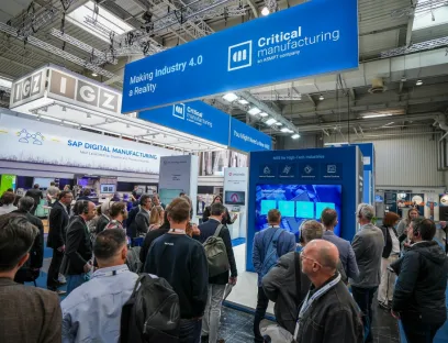 Live demonstrations at the booth bring the vision to life through an immersive experience. Visitors can see how MES coordinates production