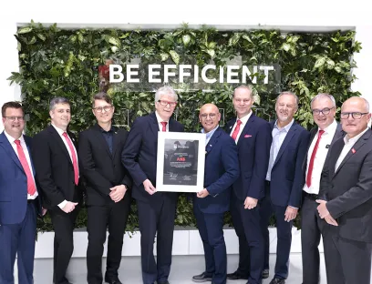 Alliance for Competitive Electrical Infrastructure: Prof. Dr. Friedhelm Loh, owner and CEO of the Friedhelm Loh Group (incl. Rittal), and Giampiero Frisio, President of ABB Electrification (center, from left)