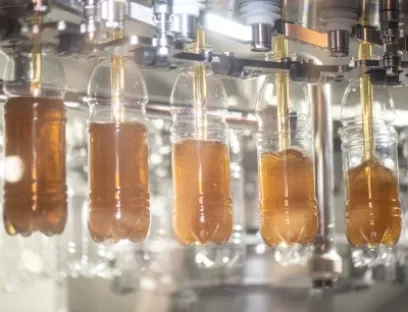 The Contipure Aseptbloc DN at Spitz uses gaseous hydrogen peroxide for sterilisation, and can handle 24,000 containers per hour