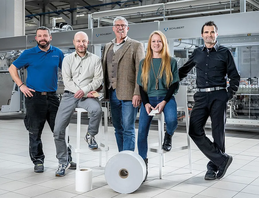 The specialist team at Schubert Packaging Consultancy ( f.l.t.r.): Pascal Kurz, Stefan Horvath, Michael Graf, Laura Gascho, Valentin Köhler