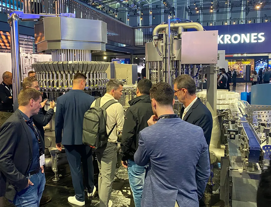 Krones expands its portfolio in process technology and filling and packaging technology through investments and acquisitions