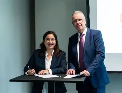 Mercedes Alonso (Neste) and Jürgen Ephan (Remondis), Photo: Neste Mercedes Alonso (Neste) and Jürgen Ephan (Remondis)