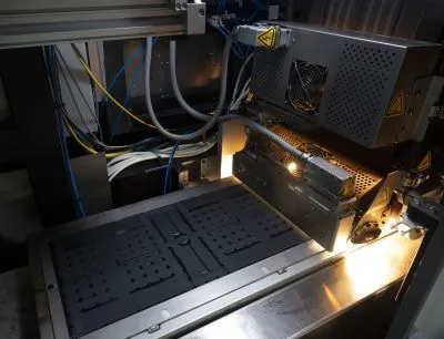 Evolve's B&R-controlled process fuses 2D-printed layers into solid 3D parts - combining the flexibility of additive technology with the material quality and production volume of injection molding, Photo: B&R Evolve's B&R-controlled process fuses 2D-printed layers into solid 3D parts - combining the flexibility of additive technology with the material quality and production volume of injection molding