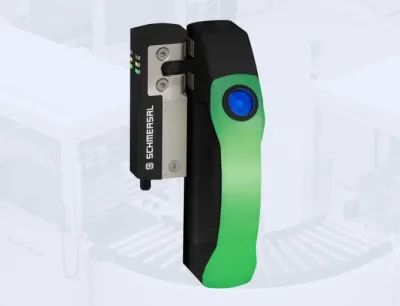 The new DHS door handle system from Schmersal can be combined with the AZM40 solenoid interlock and the new BDF40 control panel to signal machine states via the colour of the handle, Photo: Schmersal The new DHS door handle system from Schmersal can be combined with the AZM40 solenoid interlock and the new BDF40 control panel to signal machine states via the colour of the handle